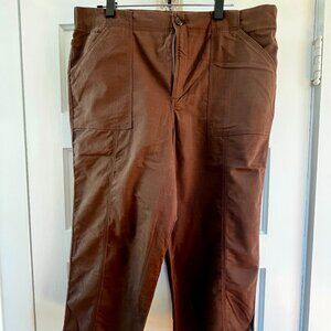 NWT C&B Brown Capris